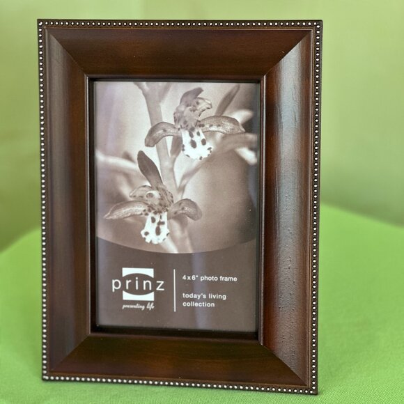 PRINZ WALNUT WOOD 4" X 6" PHOTO PICTURE FRAME:NIB MANDALAY SERIES - Picture 5 of 12